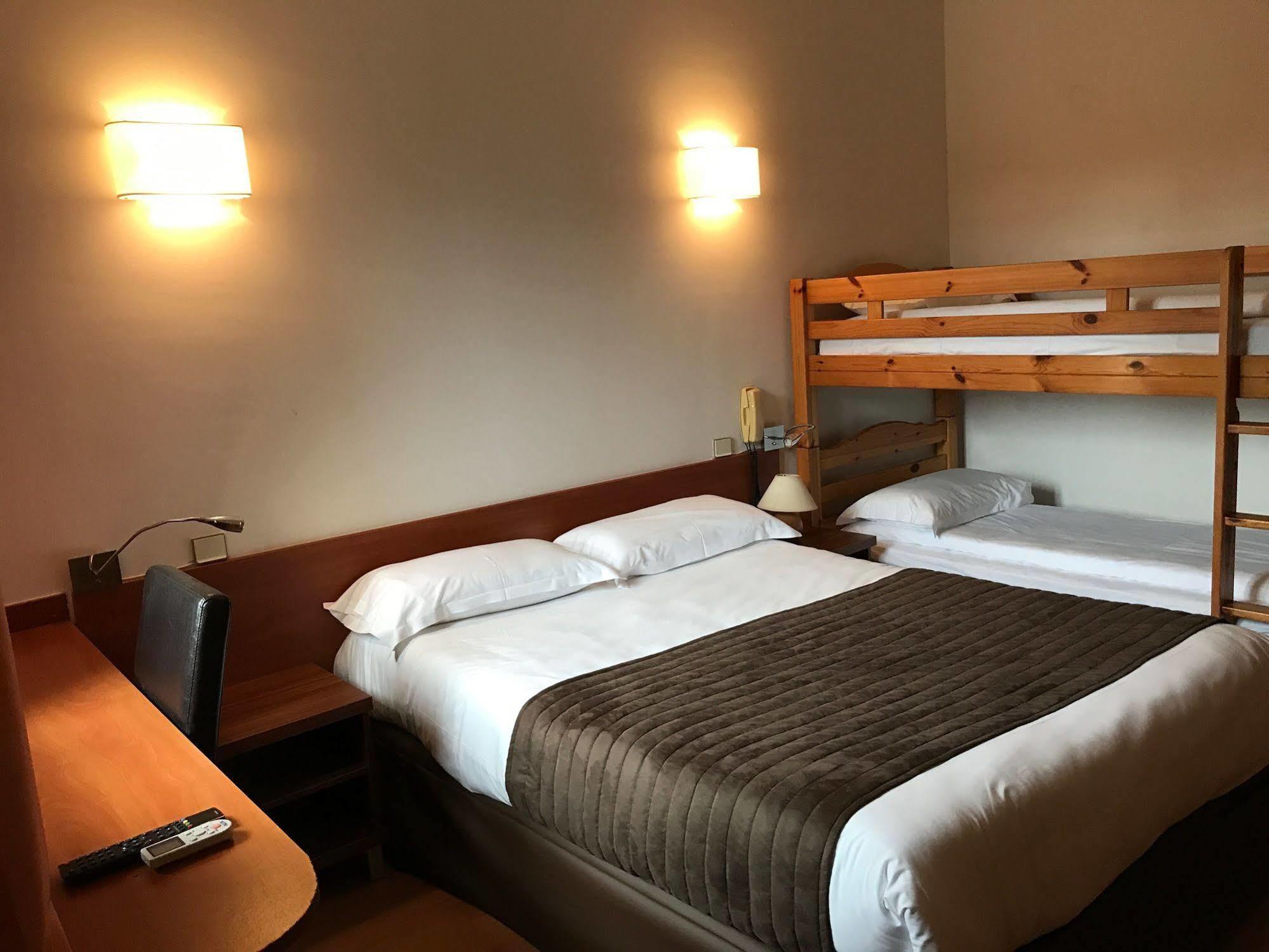 Hotel & Appartements Acqua Dolce Eccica-Suarella  Eksteriør billede